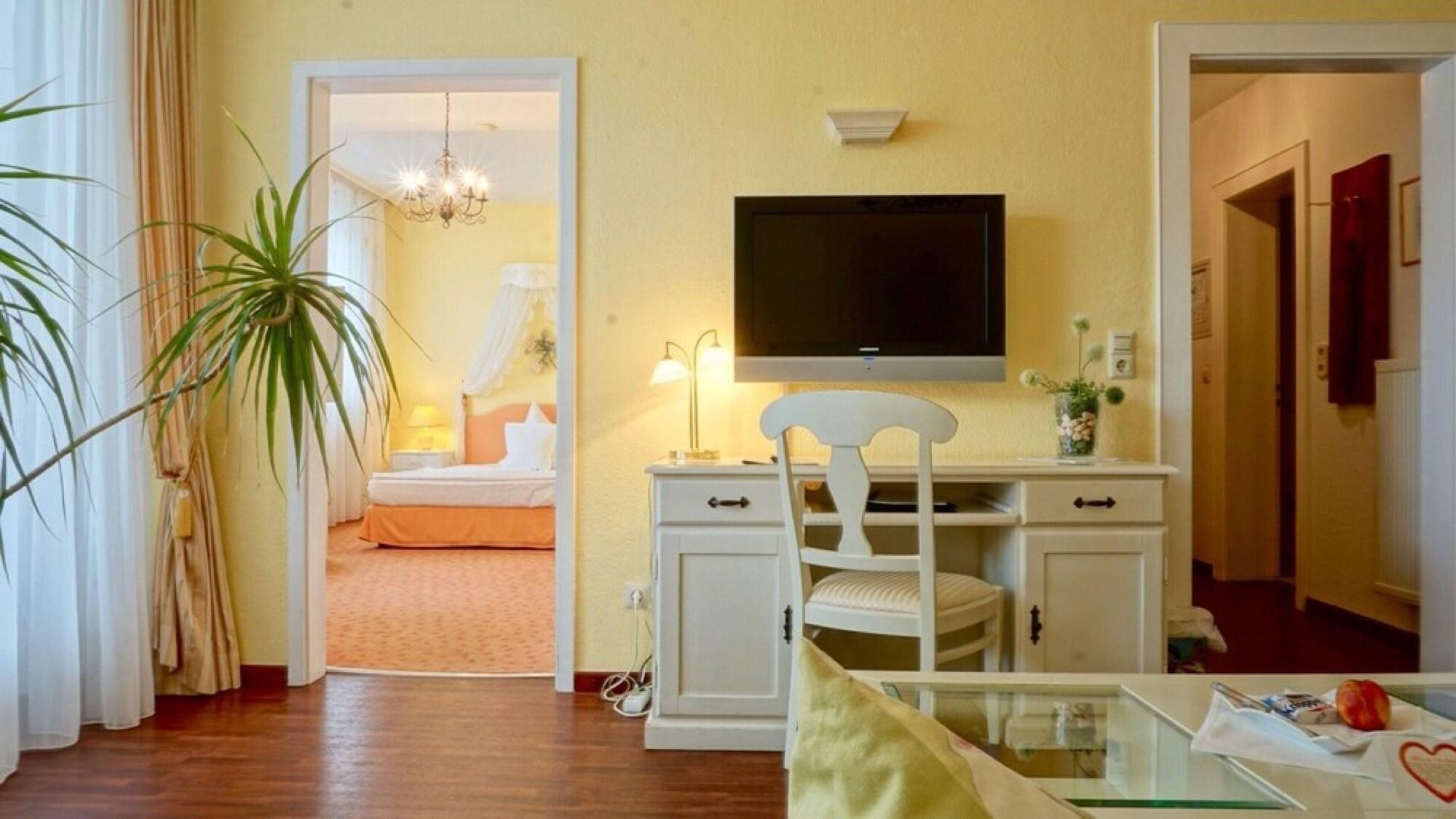 Hotel Alpha Hanower