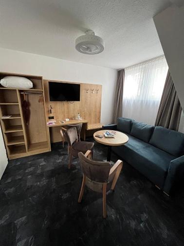 Alpha Hotel 3*